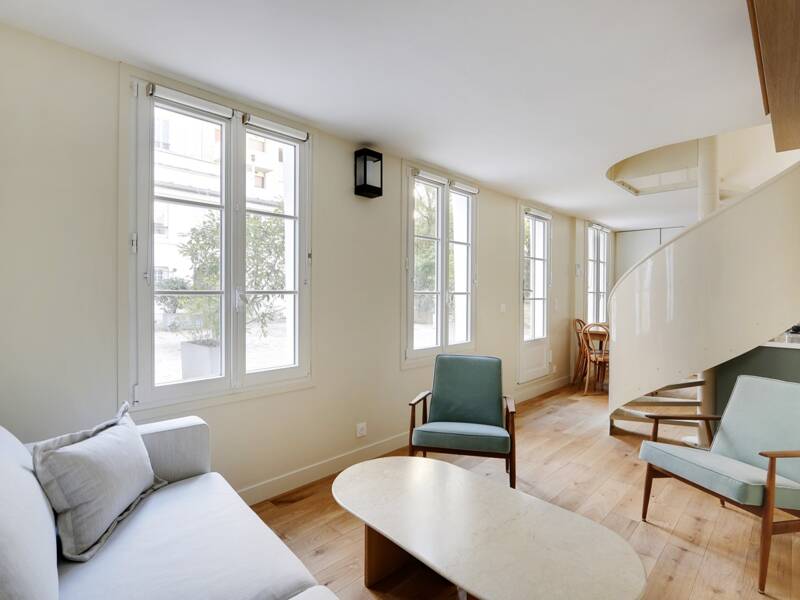 Maison à louer, 50m², PARIS 7E