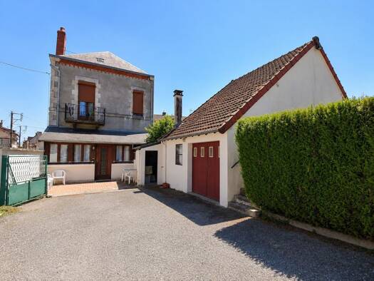 Immeuble à vendre 170 000 € 122 m² Évaux-les-Bains 23110
