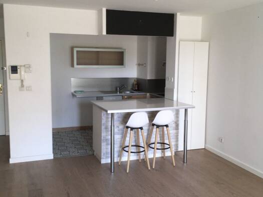 Appartement à vendre - Première occupation 249 900 € 2 pièces 1 chambre 47 m² Étage 2/9 Monplaisir Lumière Lyon 8ème arrondissement 69008