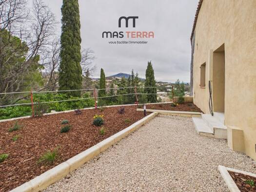 Duplex à vendre 259 000 € 3 pièces 2 chambres 80 m² RDC Châteauneuf-Grasse 06740