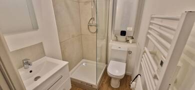 Appartement à louer 370 € 1 pièce 17 m² 1er étage Trans en Provence 83720