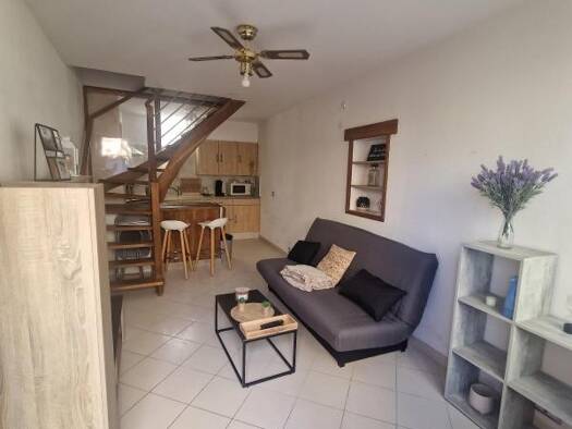 Maison de ville à vendre 129 000 € 2 pièces 1 chambre 37 m² 30 m² de terrain Gréoux-les-Bains 04800