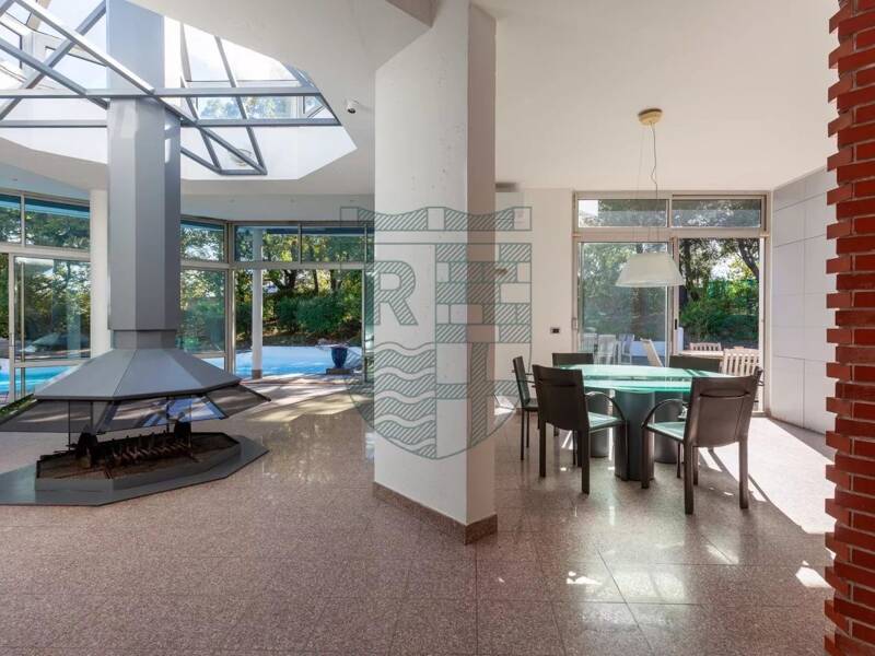 Maison à vendre, 279m², MARSEILLE 11E