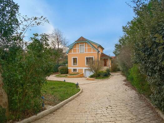 Villa à vendre 725 000 € 6 pièces 3 chambres 230 m² 1 095 m² de terrain Soisy-sur-Seine 91450