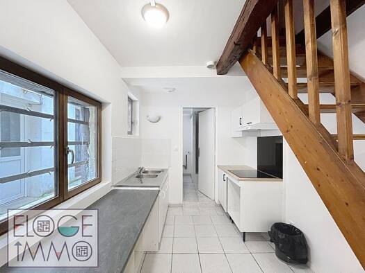 Colocation à louer 595 € 3 pièces 2 chambres 38 m² RDC Vieux Marché-Cathédrale Rouen 76000