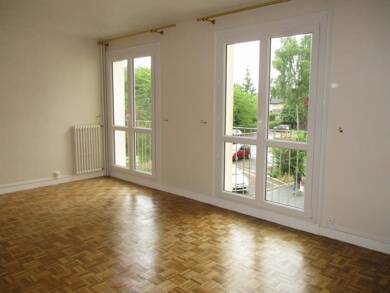 Appartement à louer 894 € 4 pièces 3 chambres 81 m² 1er étage Venoix Caen 14000