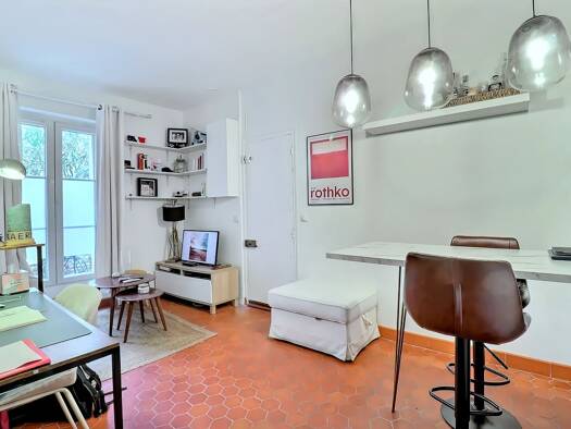 Appartement à vendre 295 000 € 2 pièces 1 chambre 30,85 m² RDC/3 Alleray Procession Paris 15ème arrondissement 75015
