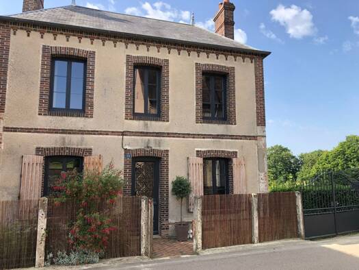 Maison à vendre 211 000 € 4 pièces 2 chambres 82 m² 1 150 m² de terrain Tourouvre Au Perche 61190