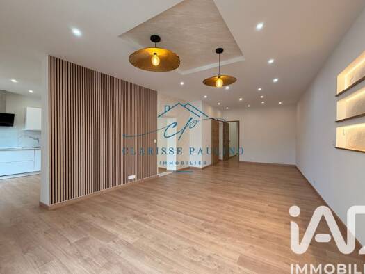 Appartement à vendre 269 000 € 3 pièces 2 chambres 88 m² Étage 1/3 Centre Gardanne 13120