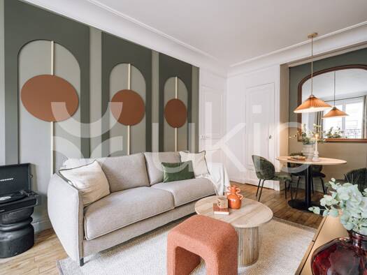 Appartement à louer 3 938 € 2 pièces 1 chambre 45 m² Étage 4/7 Palais Royal Paris 1er arrondissement 75001