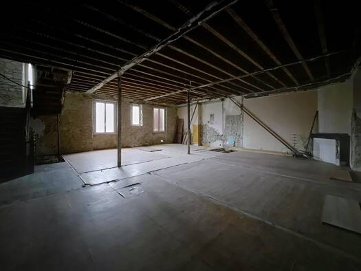 Appartement à vendre 252 000 € 3 pièces 2 chambres 80 m² Étage 1/2 Saint Esprit Bayonne 64100