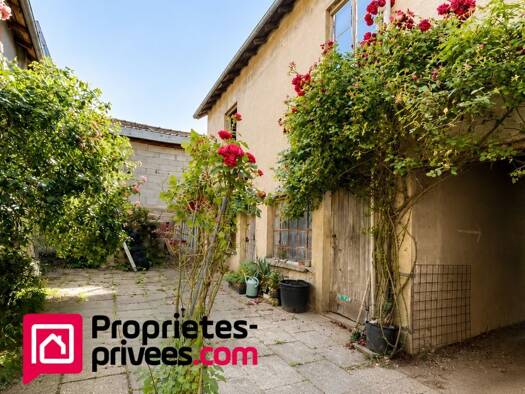 Maison à vendre 109 000 € 6 pièces 4 chambres 154 m² 510 m² de terrain La Gresle 42460