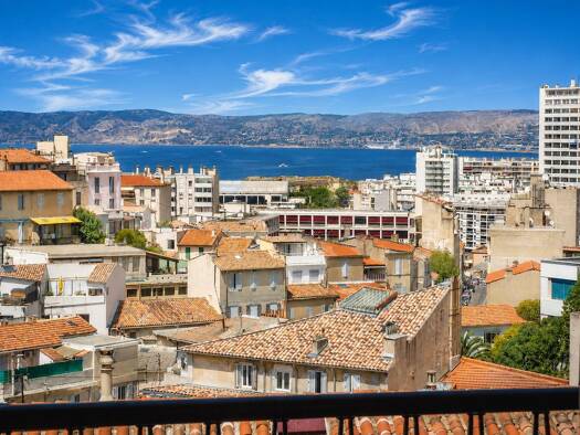 Appartement à vendre 400 000 € 3 pièces 2 chambres 71 m² Étage 4/7 Endoume Marseille 7ème arrondissement 13007