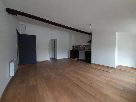 Appartement à louer 525 € 3 pièces 2 chambres 52 m² 3ème étage Saint-Étienne 42000