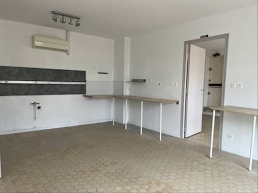 Immeuble à vendre 275 600 € 345 m² Abzac 33230