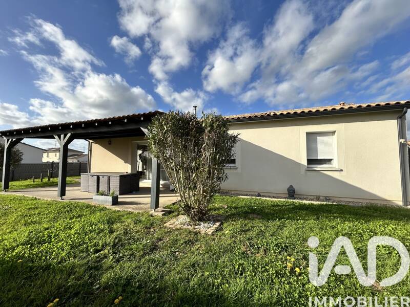 Maison à vendre, 110m², SAINT PIERRE DE MONS