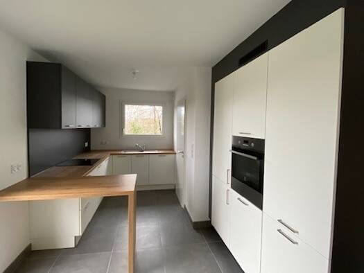 Appartement à louer 1 185 € 3 pièces 2 chambres 72,3 m² Étage 2/3 Blotzheim 68730