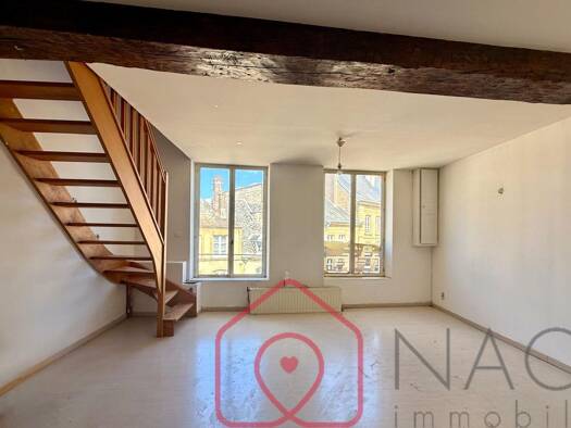 Appartement à vendre 39 500 € 3 pièces 1 chambre 66 m² Étage 3/4 Centre Sedan 08200