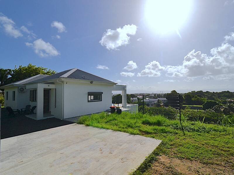 Maison à louer, 91m², LES ABYMES