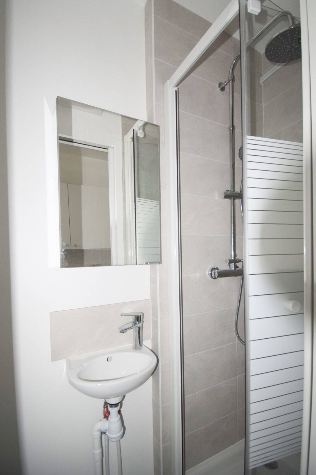Maison à louer, 12m², LEVALLOIS PERRET