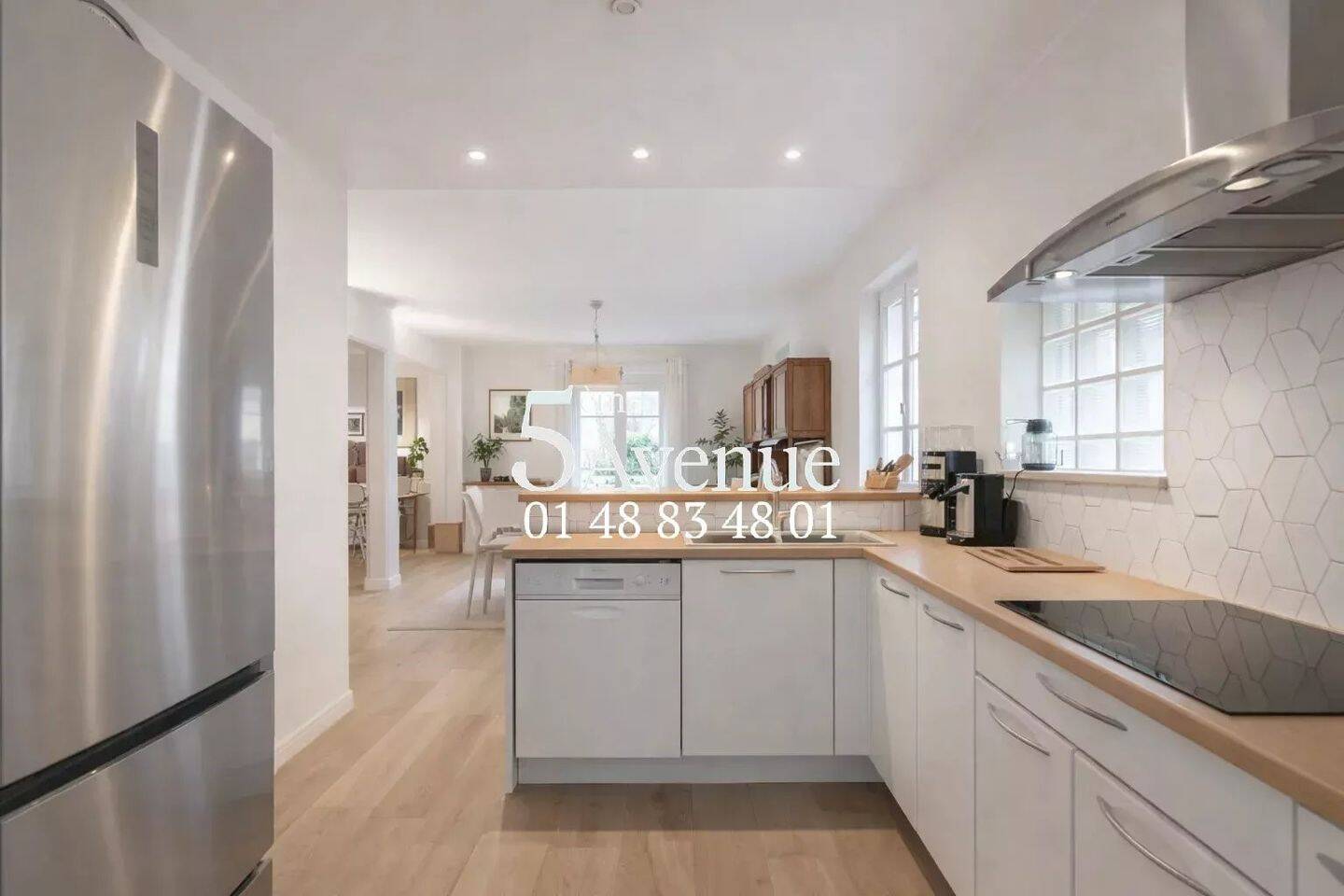 Maison à vendre, 200m², SAINT MAUR DES FOSSES