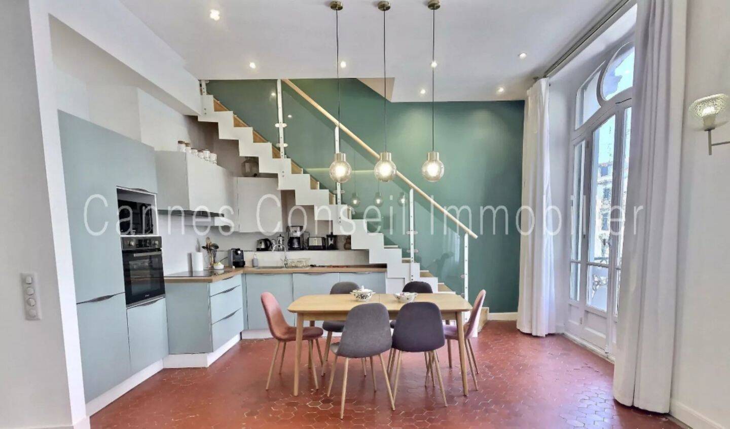Maison à louer, 90m², CANNES