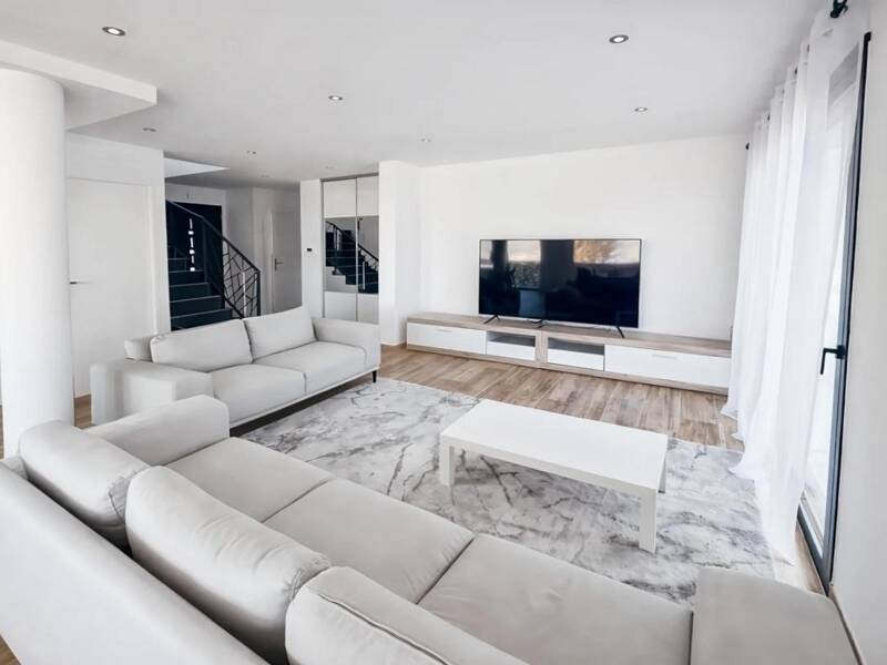 Maison à vendre, 215m², BRISON SAINT INNOCENT