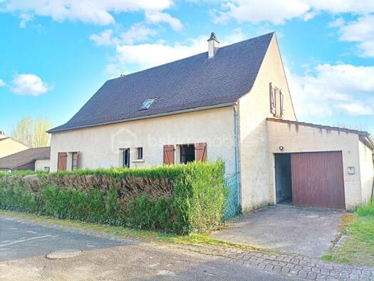 Maison de plain-pied à vendre 186 900 € 6 pièces 4 chambres 125 m² Cazals 46250