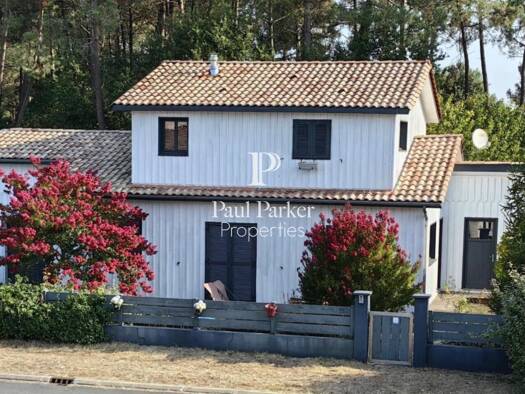 Villa à vendre 569 000 € 5 pièces 3 chambres 139 m² 823 m² de terrain Lege Bourg Lège-Cap-Ferret 33950