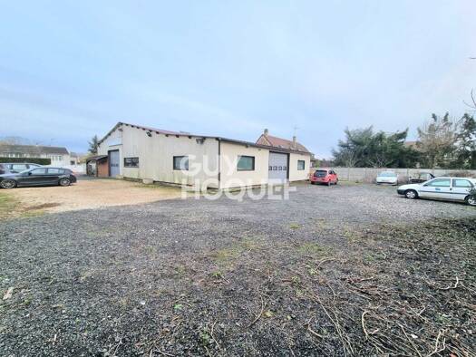 Espace bureau à louer 1 900 € 438 m² de bureaux Centre-Corvée Vernouillet 28500