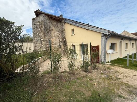 Duplex à louer 1 362 € 3 pièces 2 chambres 70 m² RDC Parc-Village Nord-Sud Louveries Maurepas 78310