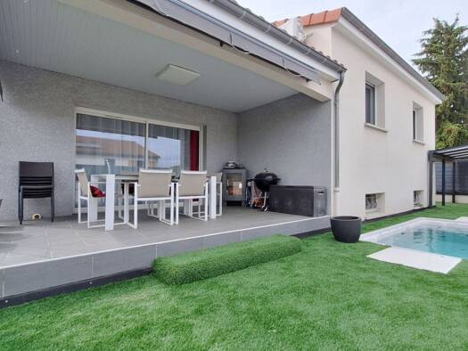 Maison à vendre 375 000 € 6 pièces 4 chambres 170 m² 628 m² de terrain Hlm Pont-du-Château 63430