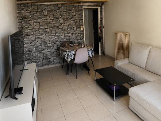 Appartement à vendre 55 000 € 2 pièces 1 chambre 44 m² RDC/4 Routes de Metz Thionville (Ouest) Maizières-lès-Metz 57280