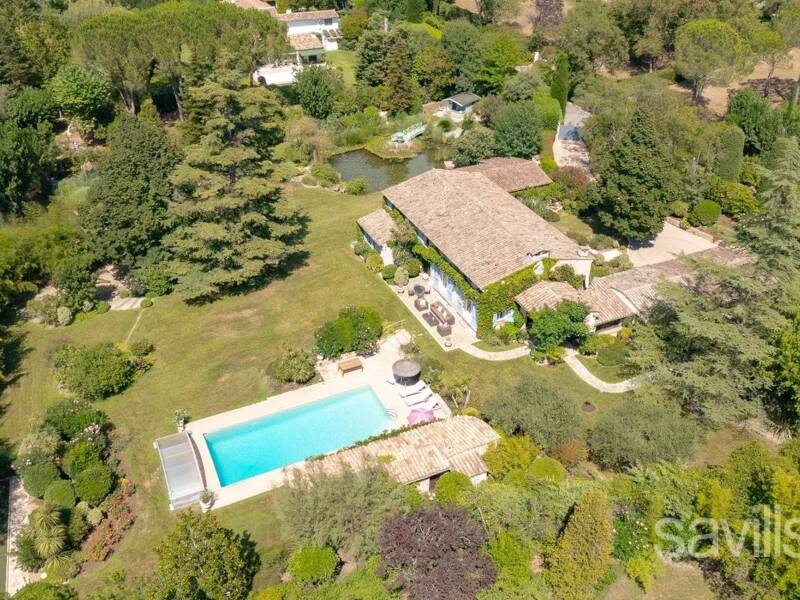 Maison à vendre, 320m², CHATEAUNEUF DE GRASSE