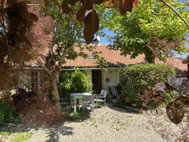 Maison à vendre 237 000 € 6 pièces 3 chambres 186 m² 336 m² de terrain Cherval 24320