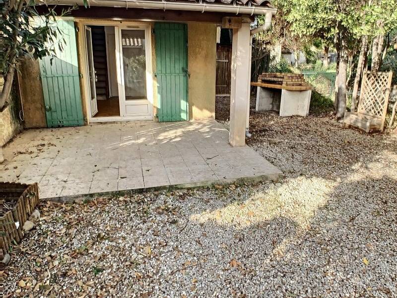 Maison à louer, 35m², EYGUIERES