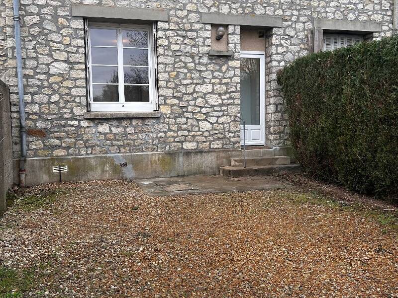 Maison à louer, 32m², EPERNON