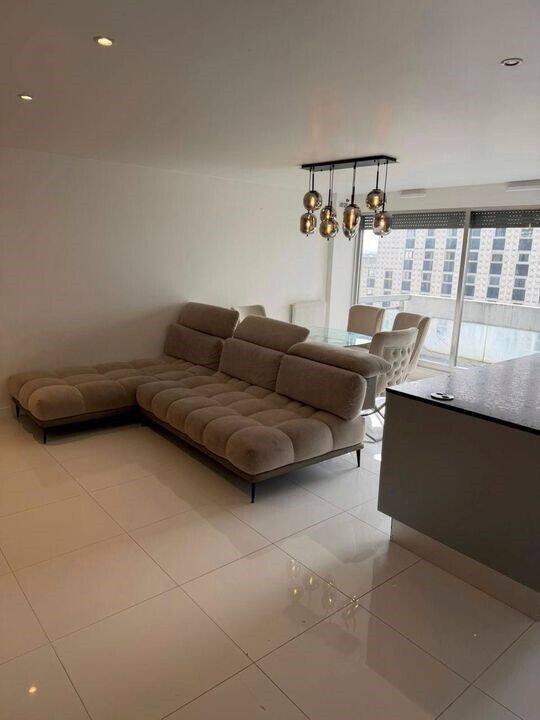 Maison à louer, 100m², COURBEVOIE