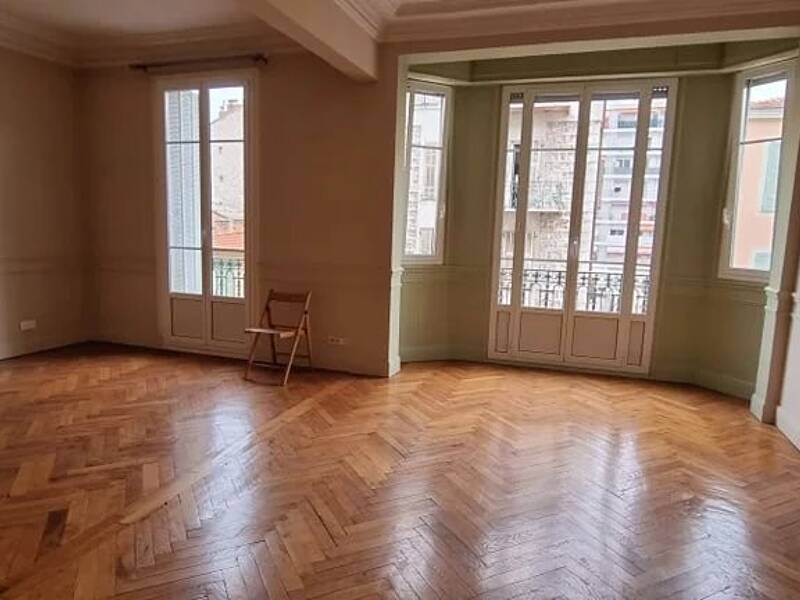 Maison à louer, 68m², NICE