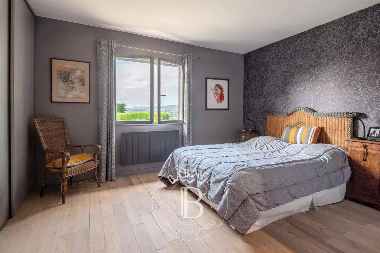 Maison à vendre, 175m², LA TOUR DE SALVAGNY