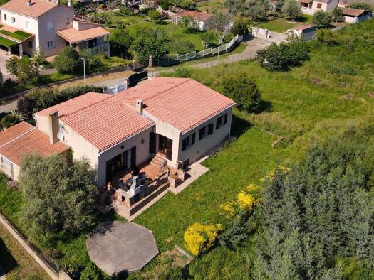 Maison à vendre 465 000 € 5 pièces 3 chambres 123 m² 1 600 m² de terrain Sarrola-Carcopino 20167