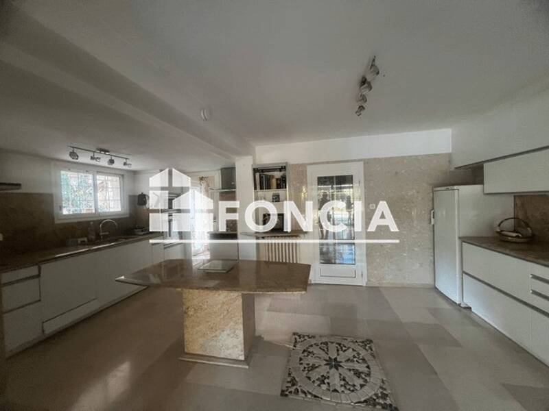 Maison à louer, 260m², AIX EN PROVENCE