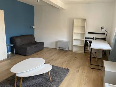 Appartement à louer 370 € 1 pièce 22 m² Dernier étage, Étage 3/3 Castelnaudary 11400