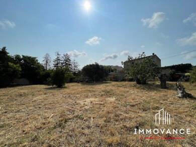 Terrain viabilisé à vendre 224 190 € 450 m² de terrain Sud Gignac-la-Nerthe 13180