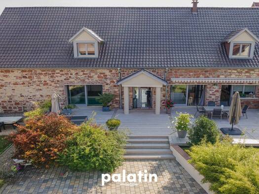 Maison à vendre 669 000 € 7 pièces 3 chambres 212 m² 930 m² de terrain Krautergersheim 67880
