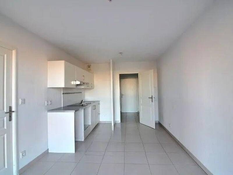 Maison à louer, 37m², MARSEILLE 4E