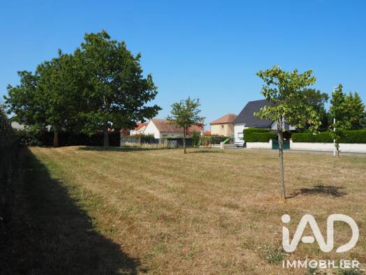Terrain constructible viabilisé à vendre 148 000 € 735 m² de terrain Saline 14940