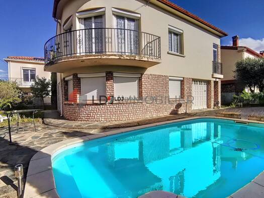 Maison de plain-pied à vendre 231 000 € 4 pièces 3 chambres 116 m² 390 m² de terrain Est Prades 66500