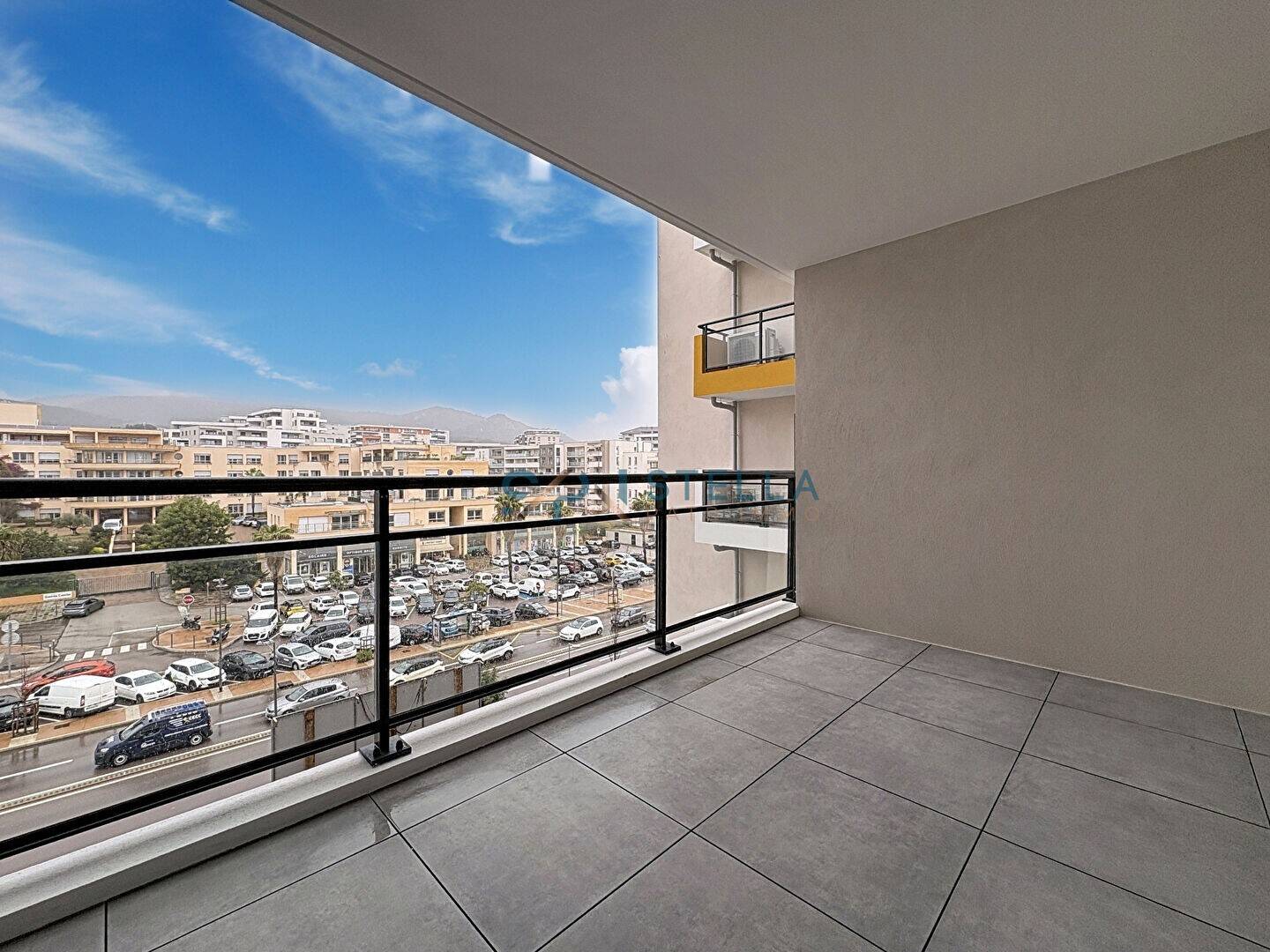 Maison à louer, 62m², AJACCIO
