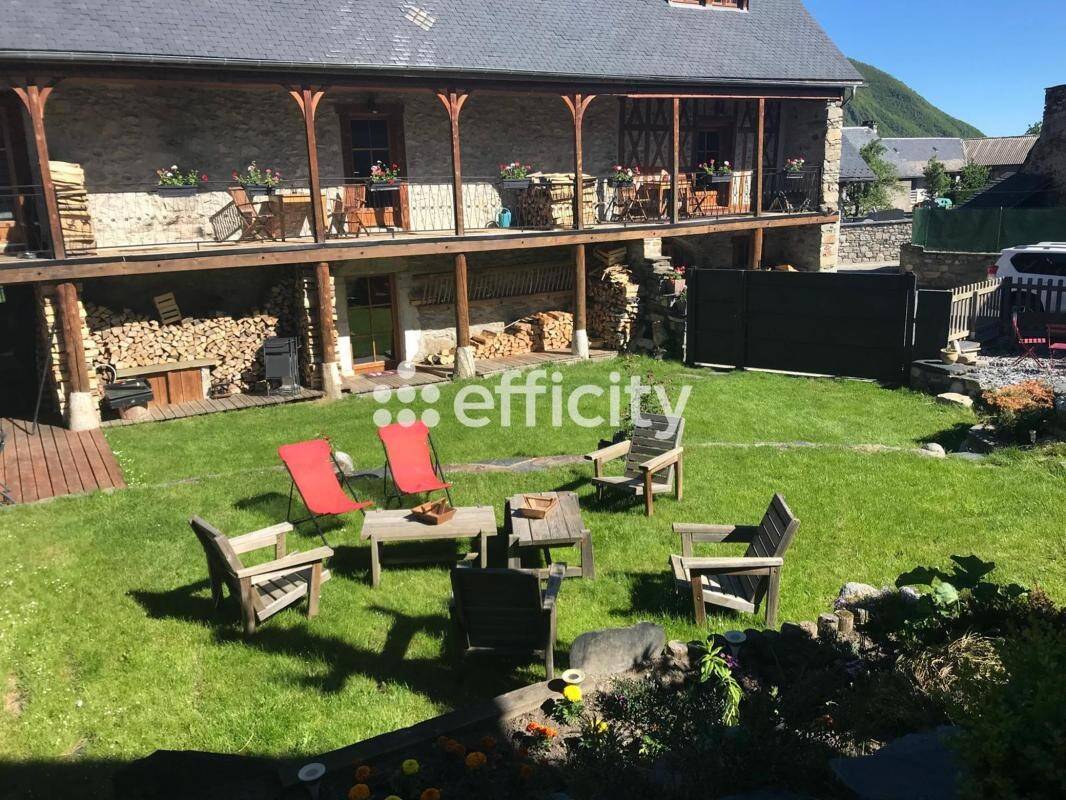 Maison à vendre, 350m², SAINT LARY SOULAN